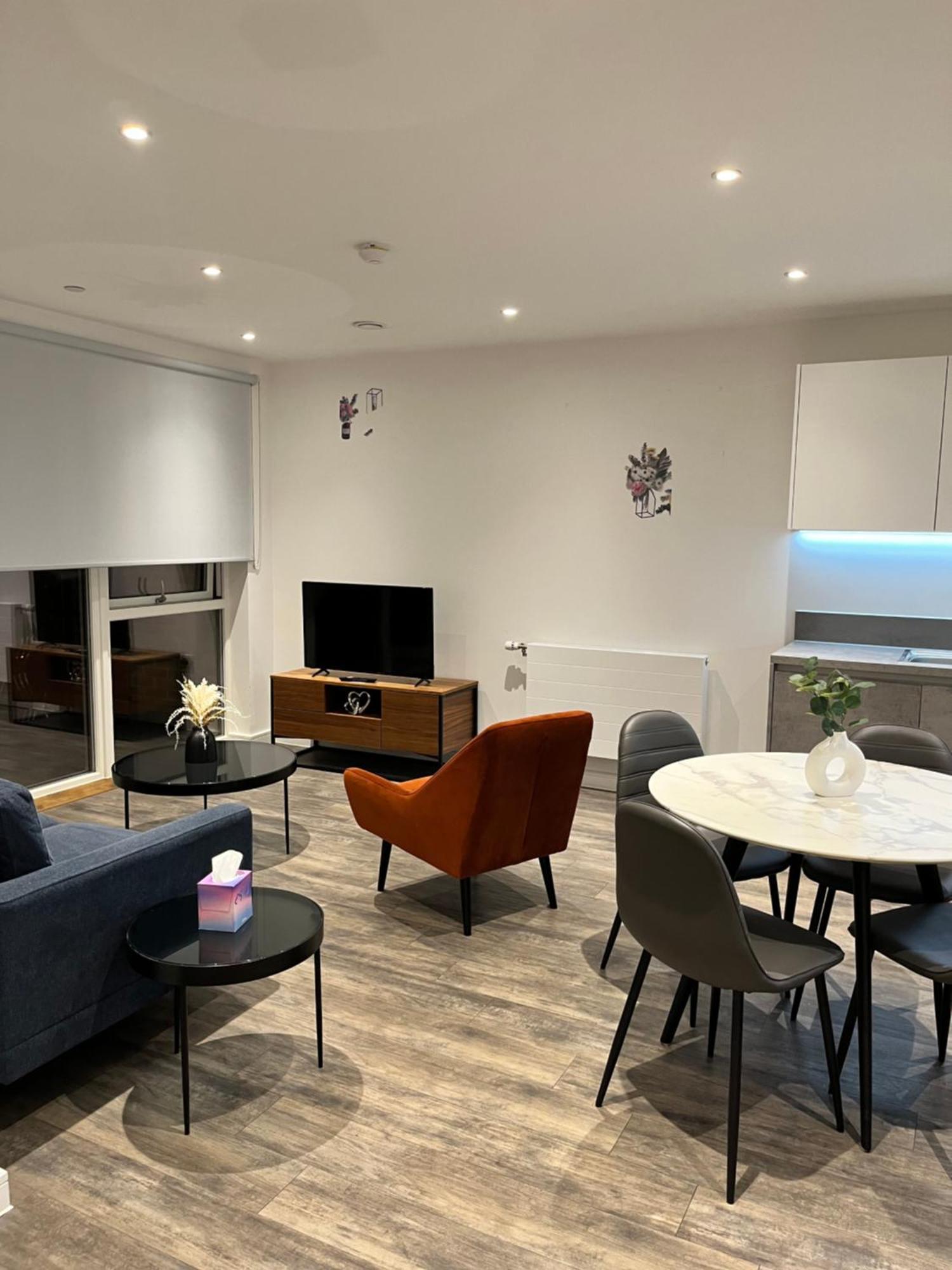 One Bedroom Apartment 巴尔金 外观 照片