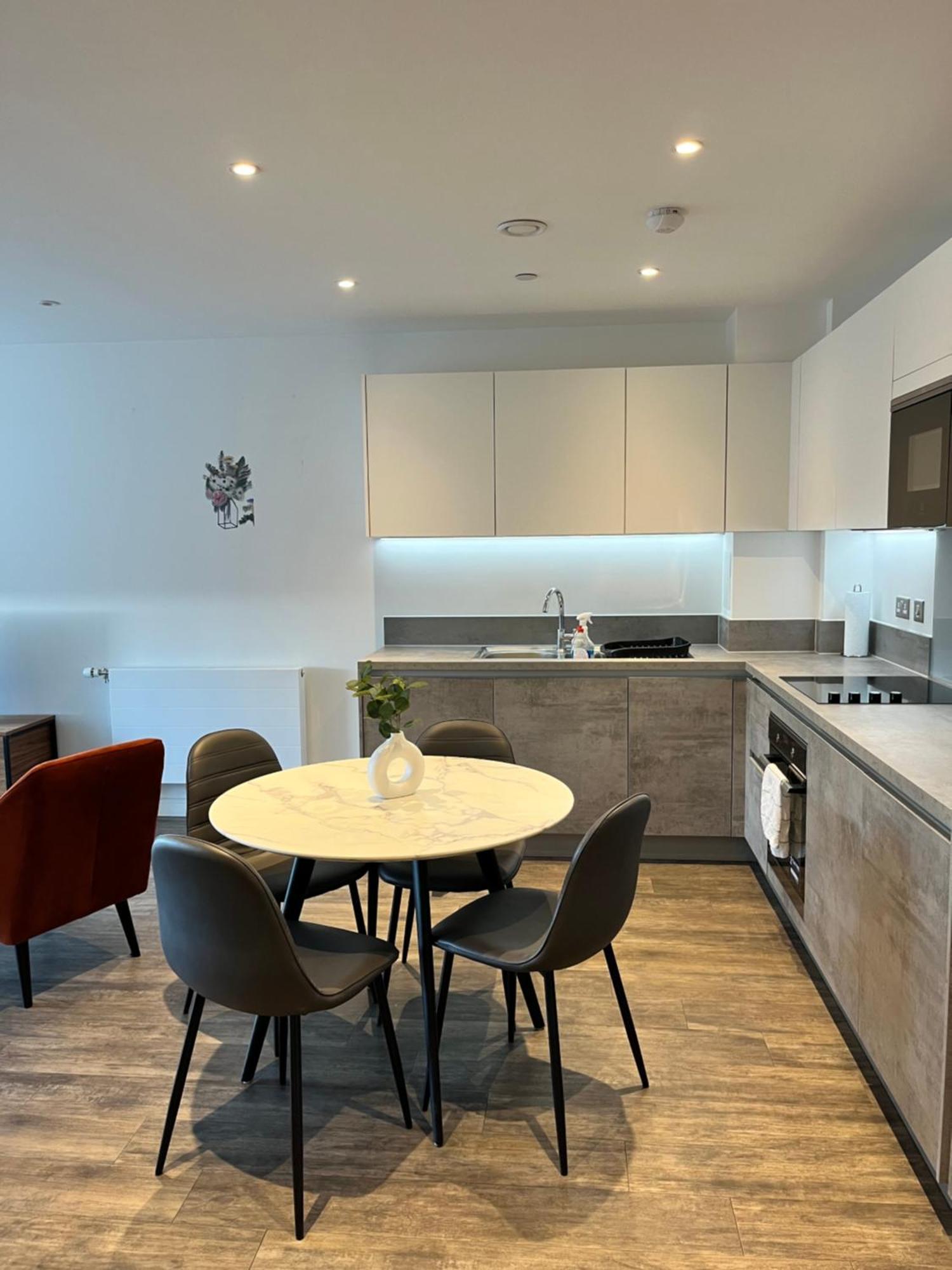 One Bedroom Apartment 巴尔金 外观 照片