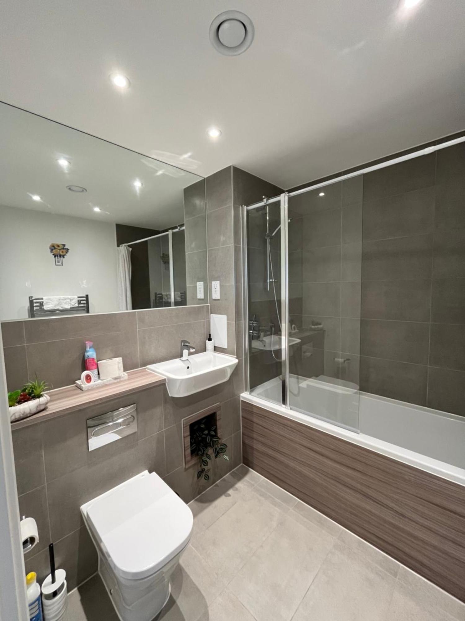 One Bedroom Apartment 巴尔金 外观 照片