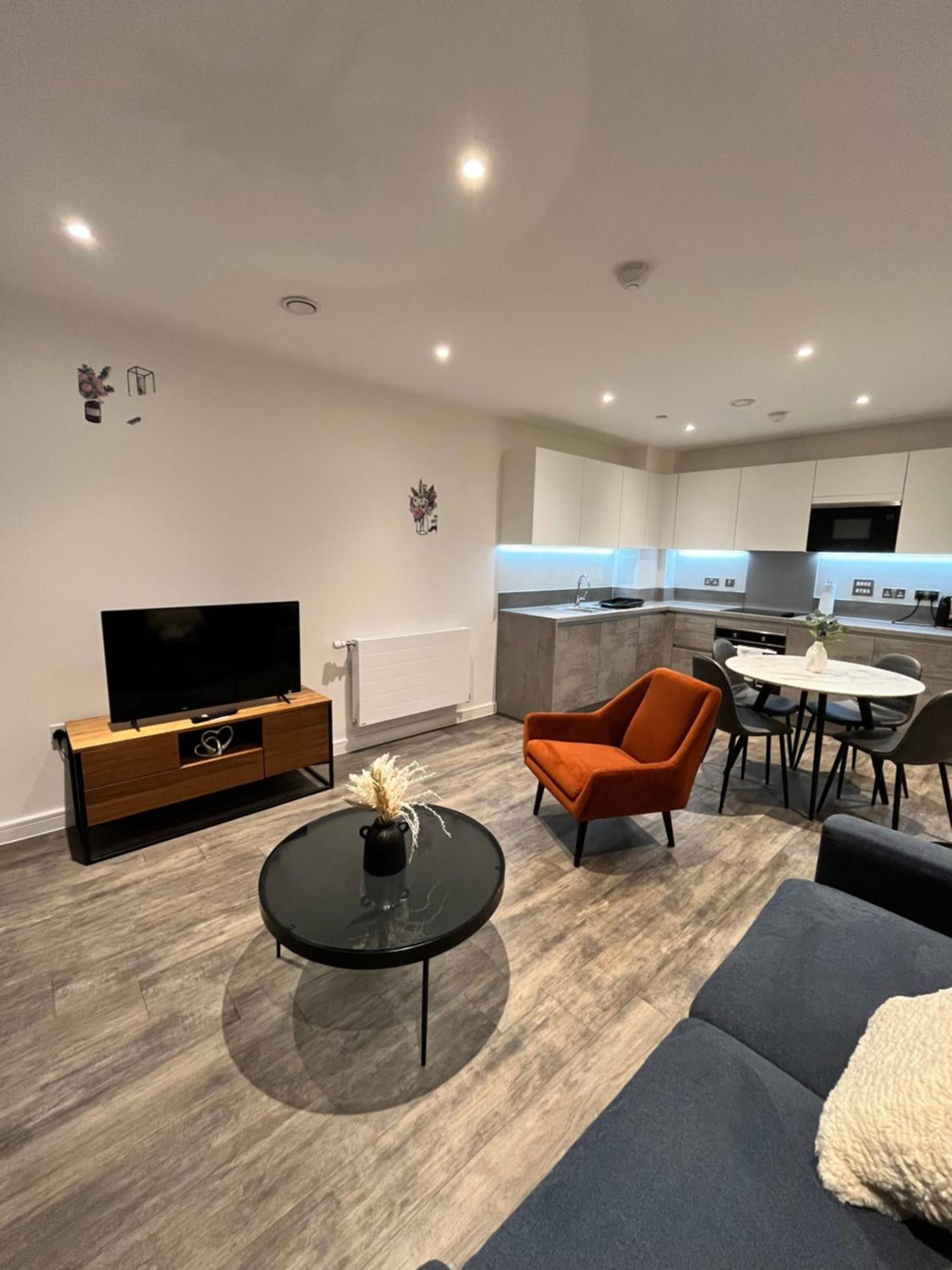 One Bedroom Apartment 巴尔金 外观 照片